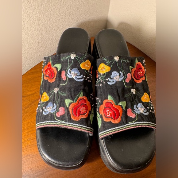 Boho Ipanema Chunky Embroidered Beaded Slide Sandals Size 8.5 - Picture 5 of 10